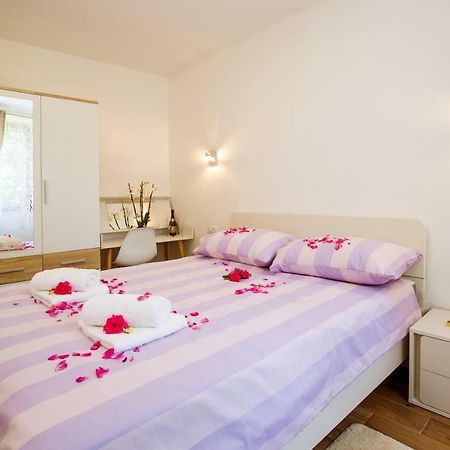 Apartment Castle Πούλα Εξωτερικό φωτογραφία