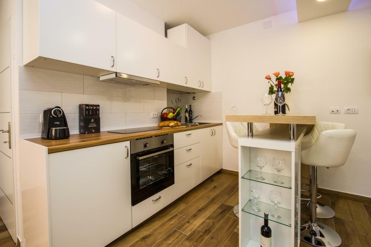 Apartment Castle Πούλα Εξωτερικό φωτογραφία